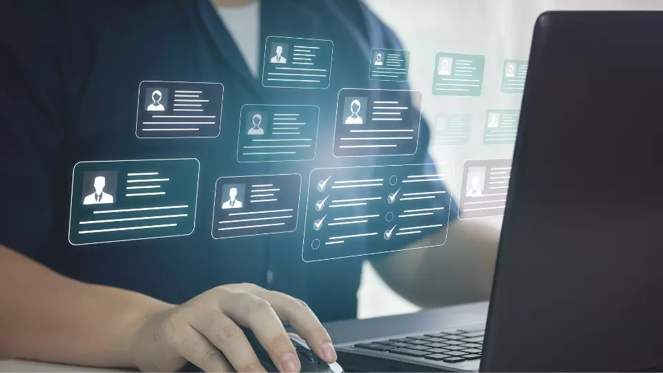 Checklist stratégique pour transformer un contenu en aimant à clients Checklist stratégique pour transformer un contenu en aimant à clients