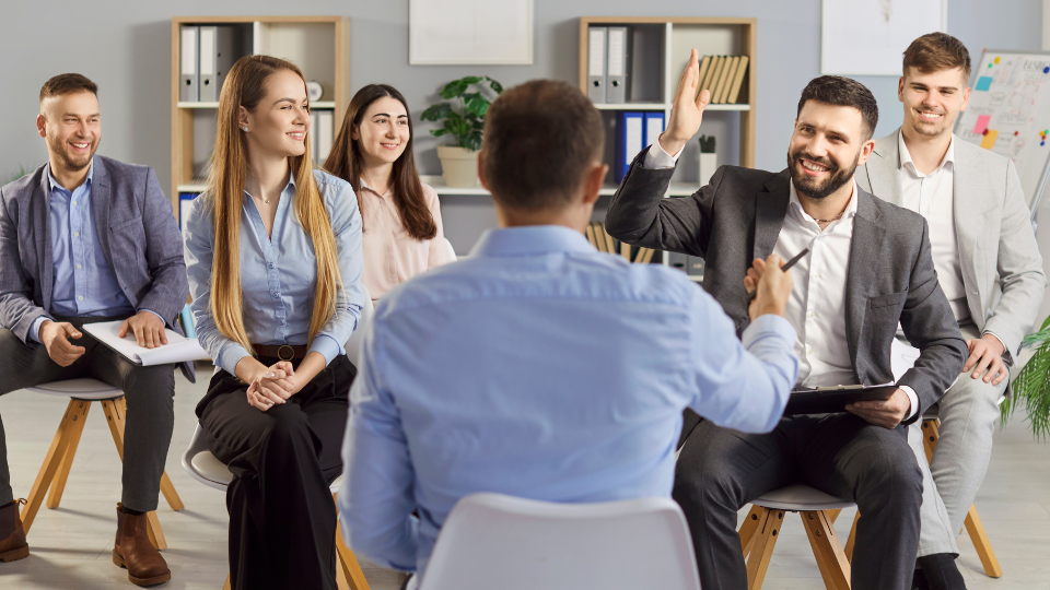 Business coach et consultant comparatif pour entrepreneurs en Romandie